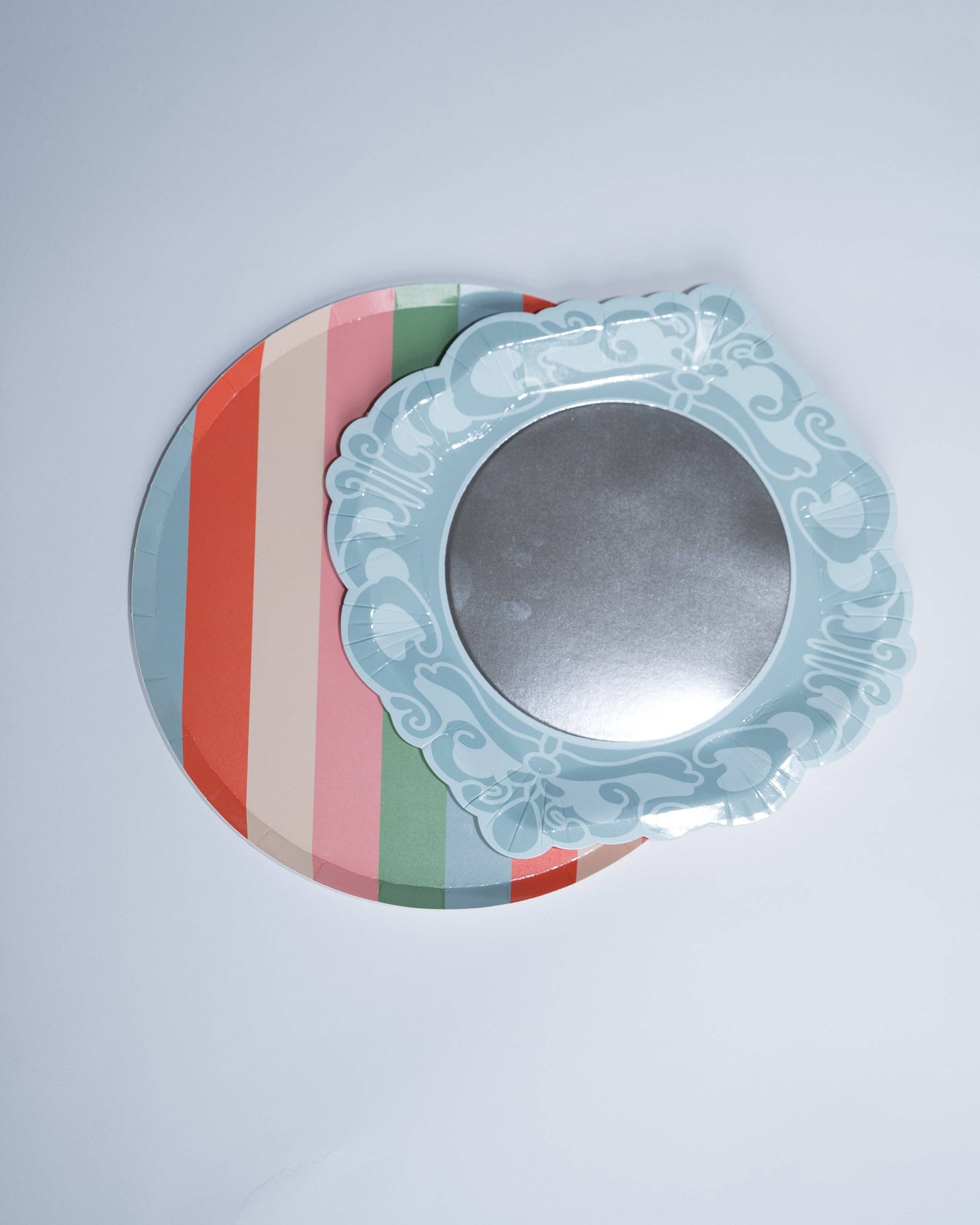 Platos de postre para fiesta de princesas Espejito, espejito (x 12)