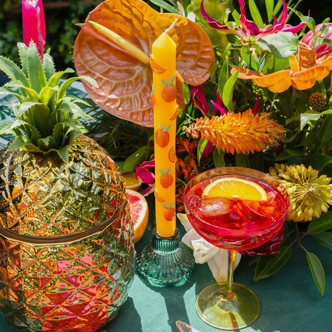 Cubitera de piña dorada con tapa