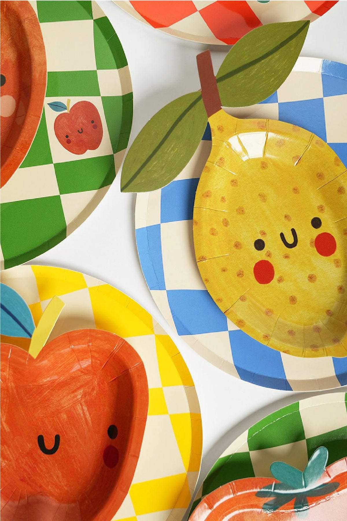 Platos de papel a cuadros para cena (x12) - Colección Pequeño Chef
