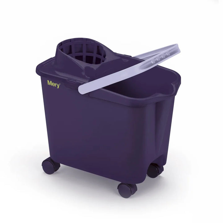Cubo con ruedas y escurridor 14 litros color lila