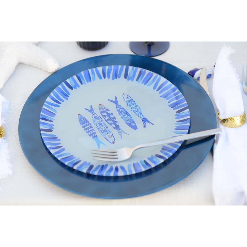 Bajo plato azul
