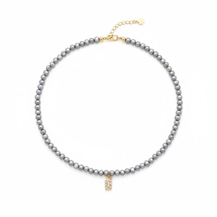Pellune collar de perlas con colgante de latón chapado en oro