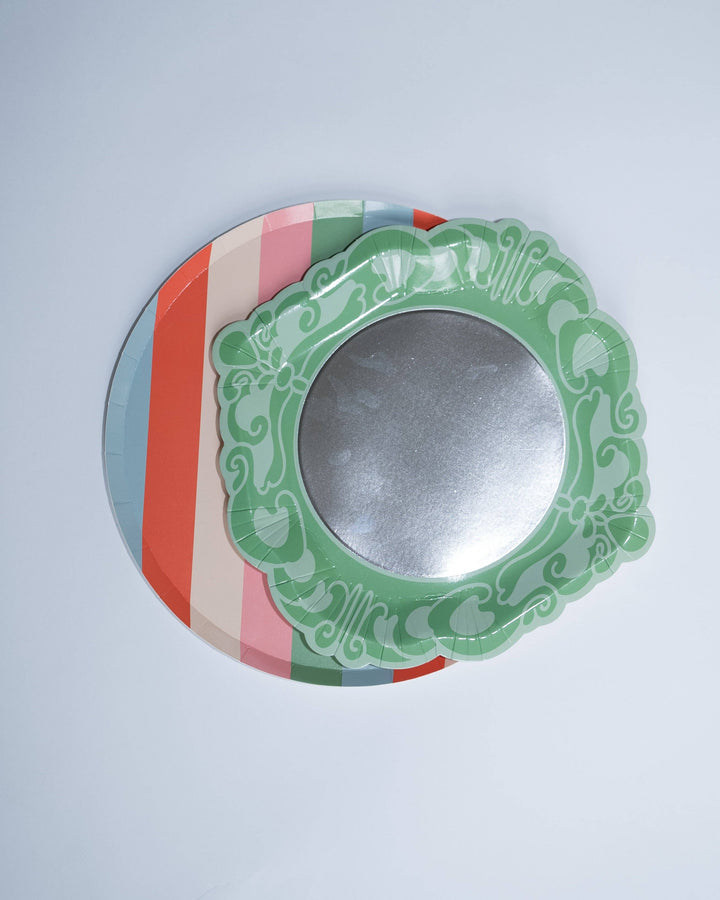 Platos de postre para fiesta de princesas Espejito, espejito  (x 12)