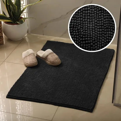 Alfombra de baño de chenilla con pompones 50*80 - COLOR NEGRO