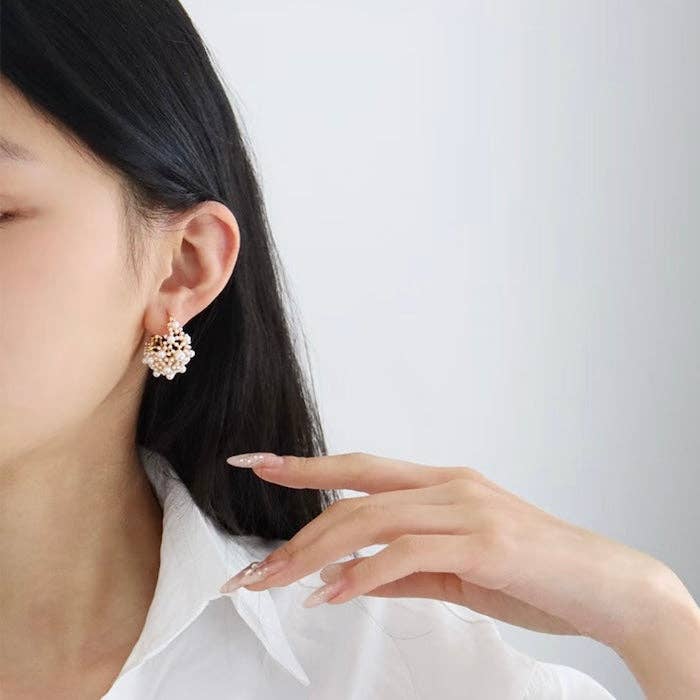 Pendientes de aro con cesta romántica de perlas - Oro y plata