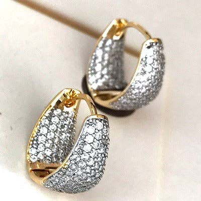 Pendientes de aro brillantes de lujo