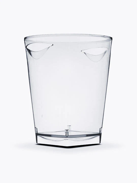 Cubitera para hielo y botellas