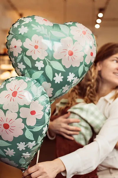 Globos de papel metalizado en forma de corazón con flores, 45 cm, surtido
