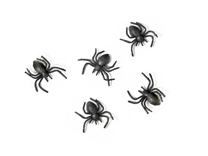 Arañas de plástico, negras