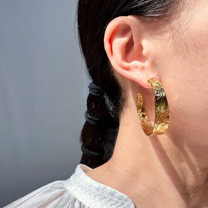 Pendientes de aro texturizado vintage chic