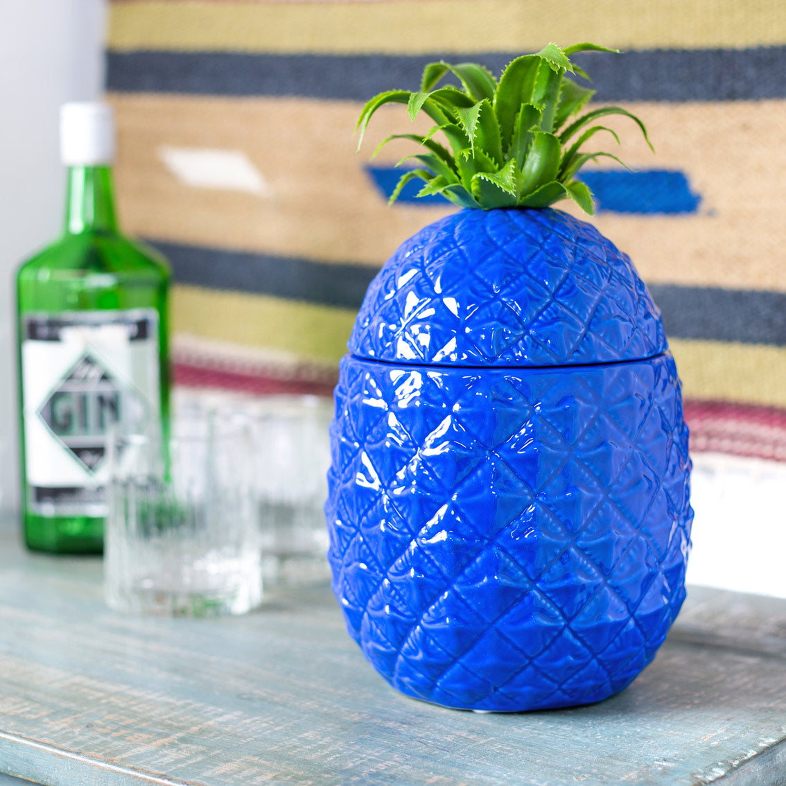 Cubitera con tapa de piña azul