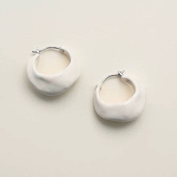 Pendientes de aro esmaltados minimalistas únicos