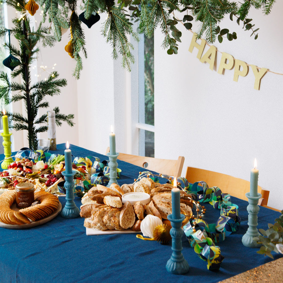 Vela en forma de candelabro de cera verde lima